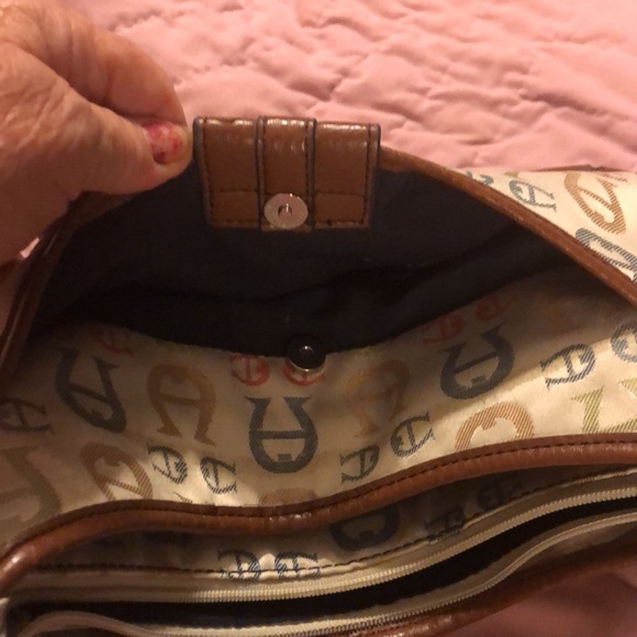 Like new etienne aigner purse - Picture 4 of 8